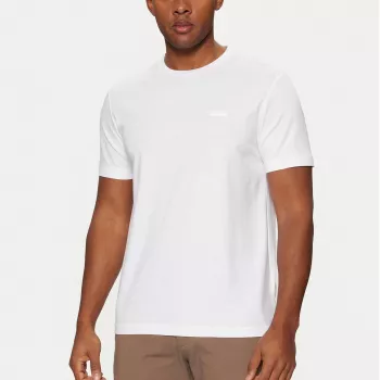Calvin Klein Men’s Cotton T-Shirt: Everyday Outfit Ideas